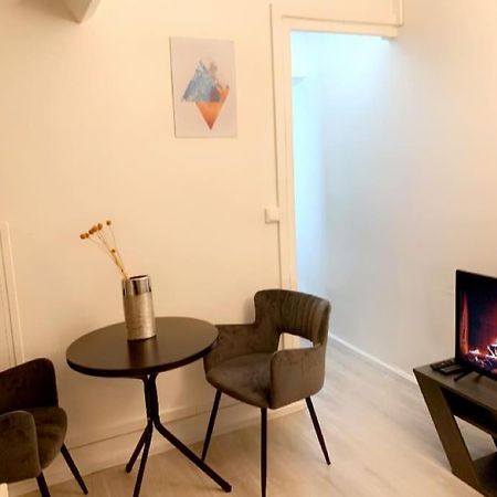Coquet Appartement 2 Pieces アルフォールヴィル エクステリア 写真