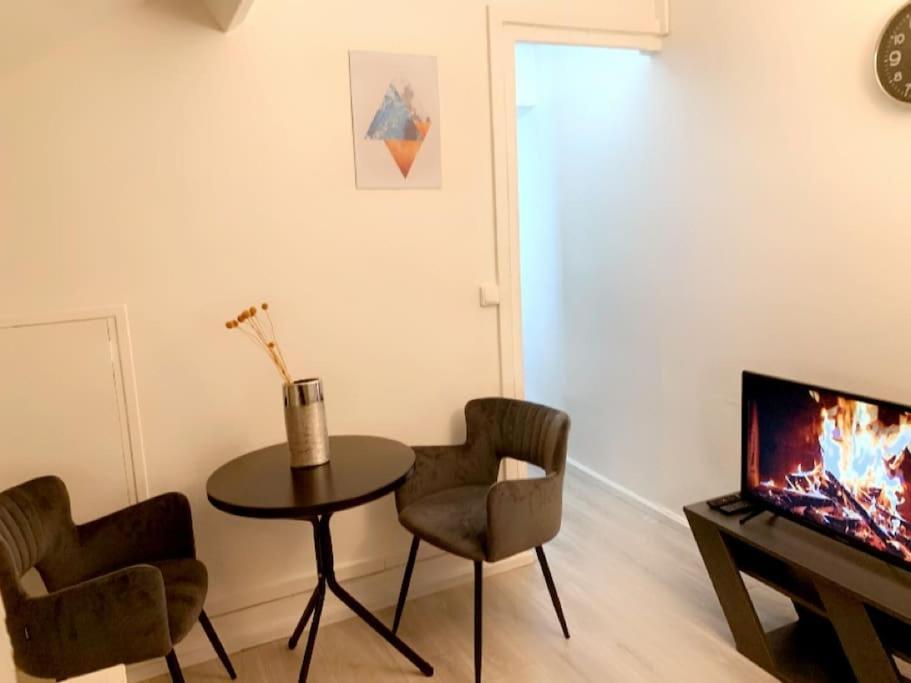 Coquet Appartement 2 Pieces アルフォールヴィル エクステリア 写真